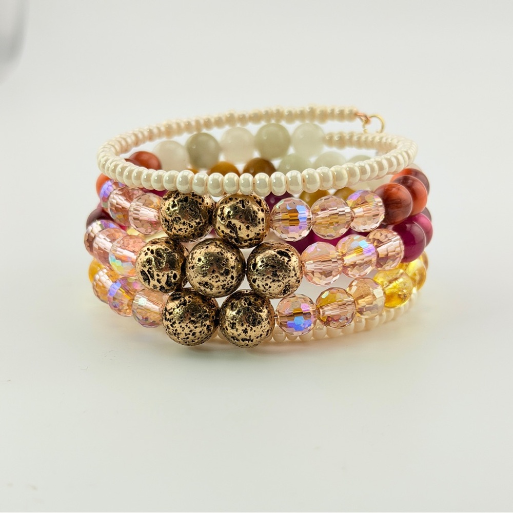 Stackable Beaded Bracelet Set - Cream & Gold - Picture 6 of 6
